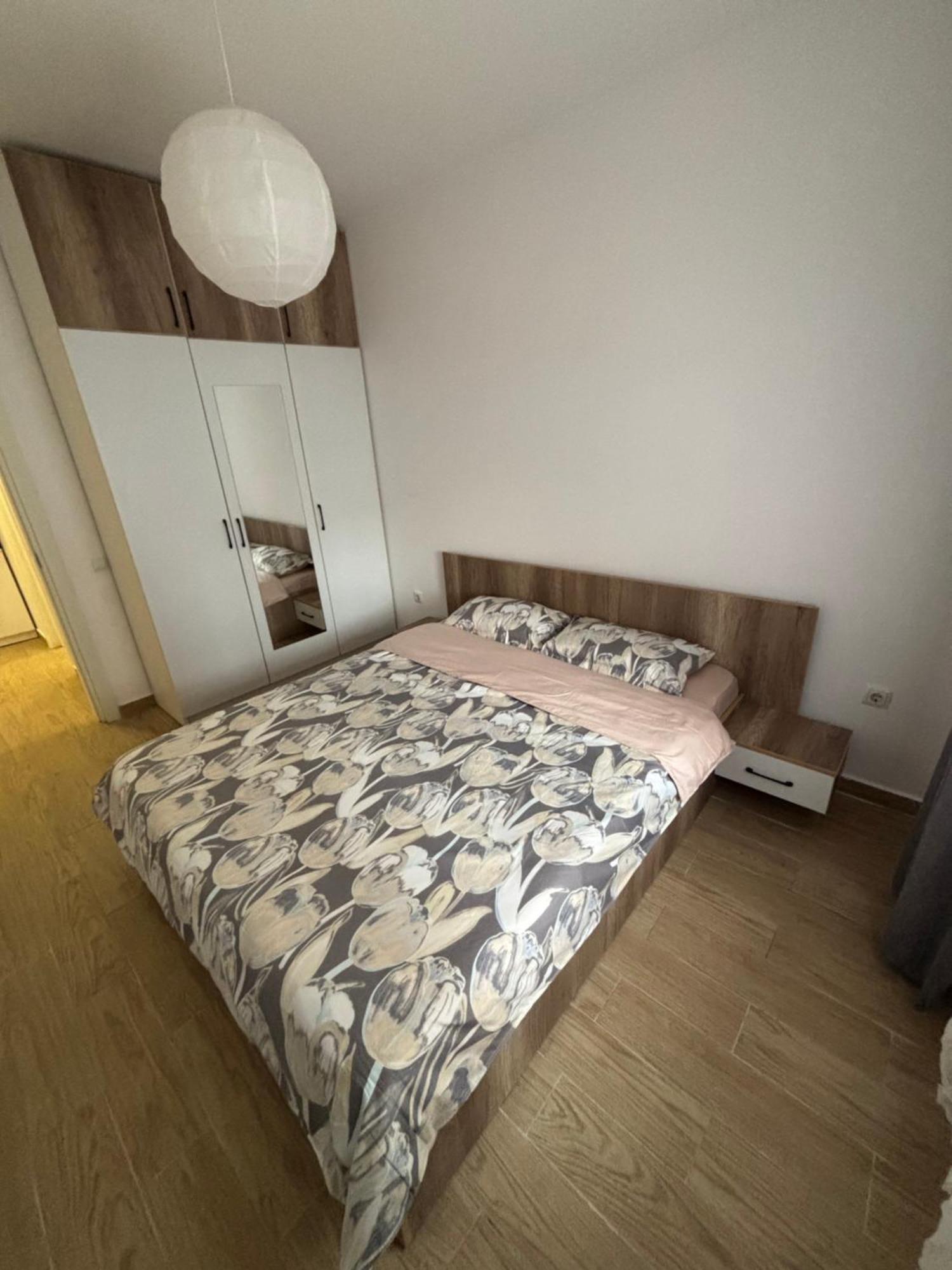Militari Comfort Apartment Rosu Экстерьер фото
